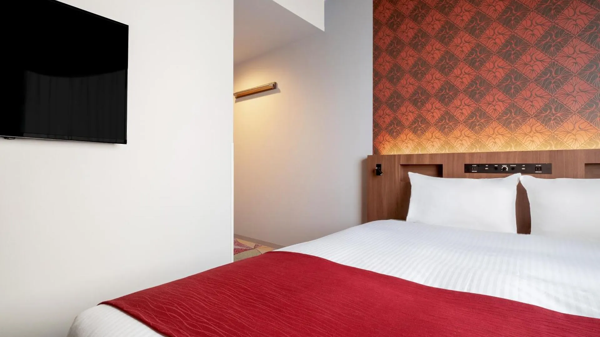 The B Sapporo Otel
